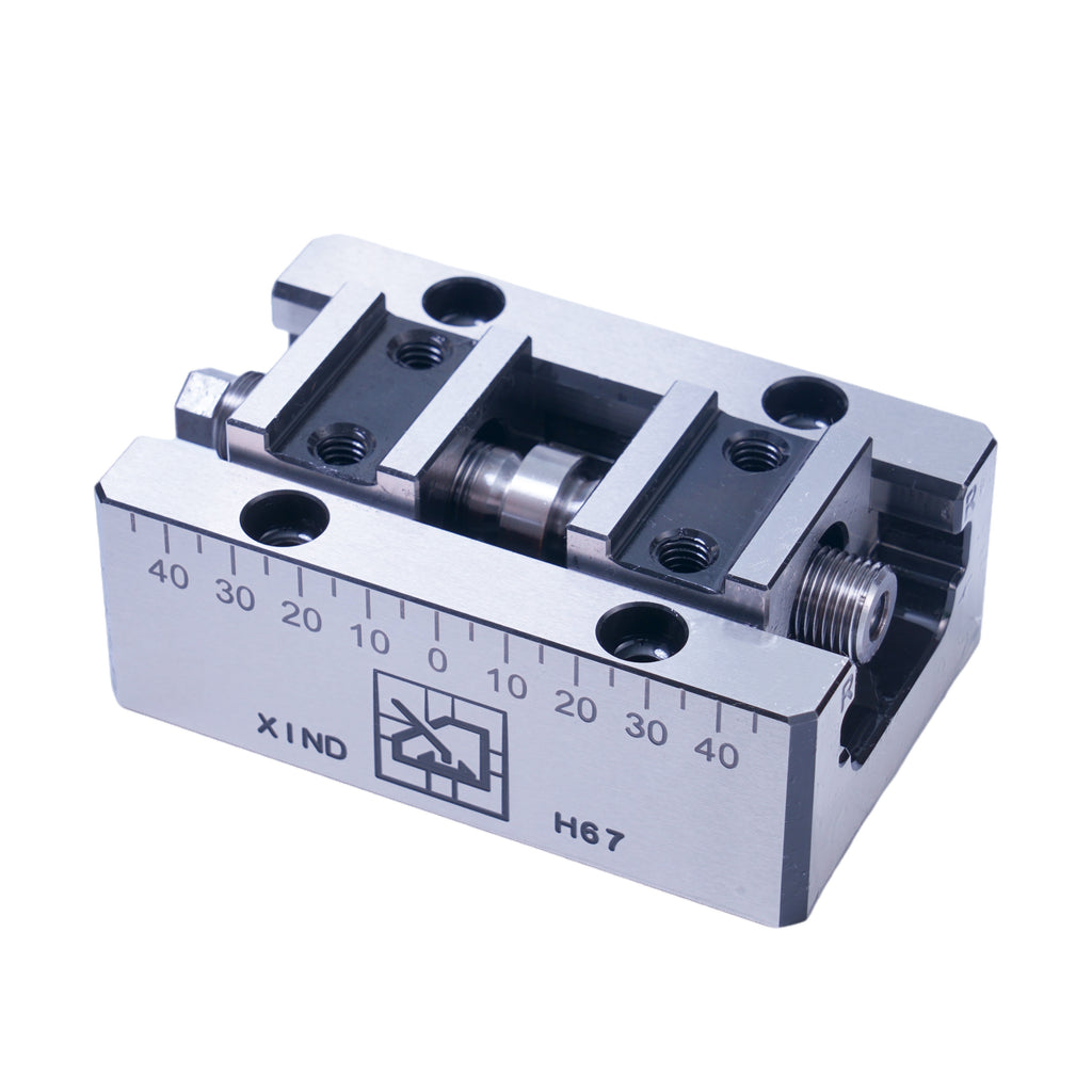 H67 Self-centering Vise