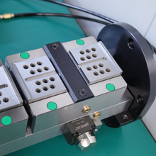 Load image into Gallery viewer, Four-axis 6-station hydraulic vise